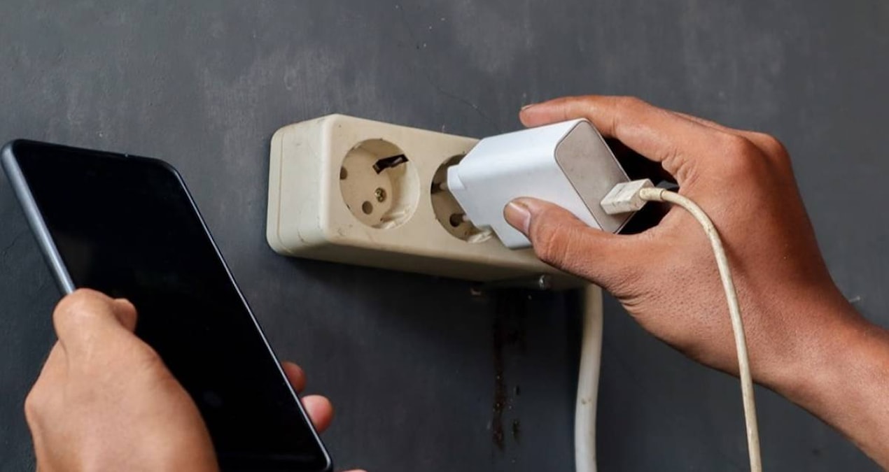Telefonunuz Neden Yavaş Şarj Oluyor? İşte Bilinmeyen Nedenler ve Çözümleri