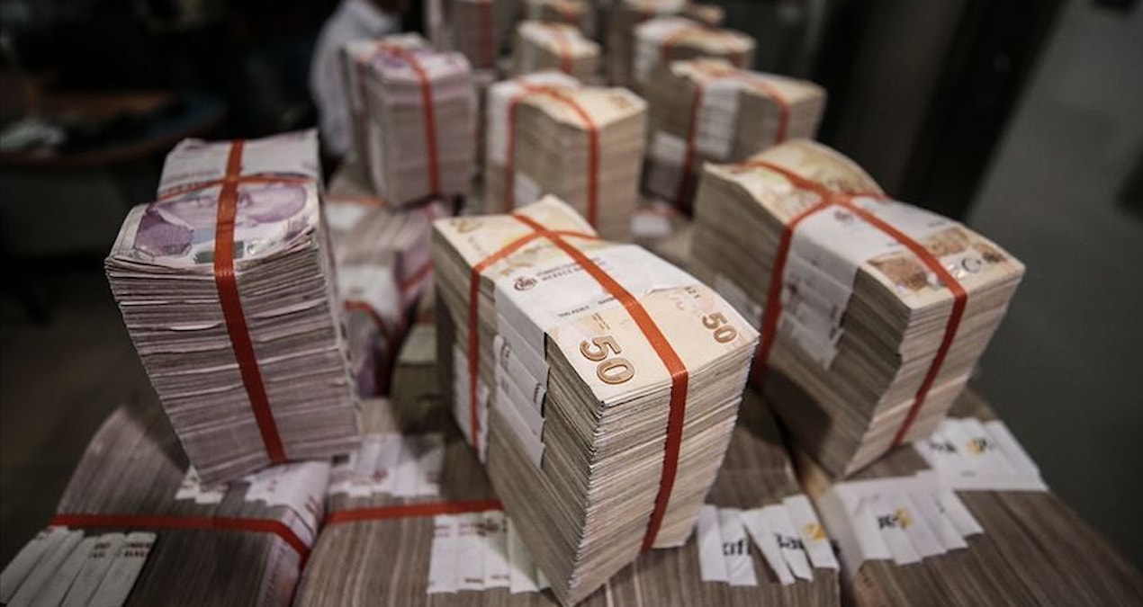 Banka Mevduatlarında Keskin Düşüş: Bir Haftada 262 Milyar Lira Eriidi