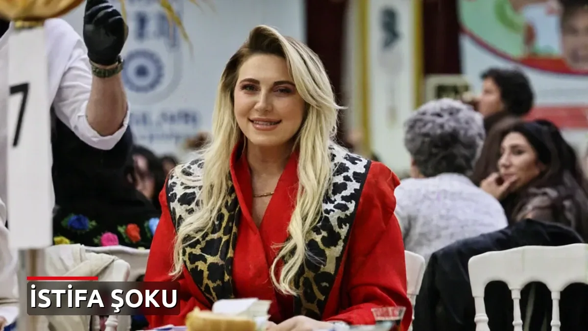 CHP'de Bir İstifa Daha! İBB Meclis Üyesi Partiden Ayrıldı
