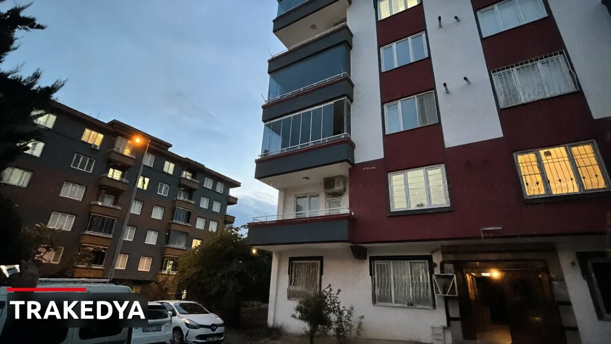 Gaziantep'te aile faciası: 2'nci kattan düşen anne yaşamını yitirdi