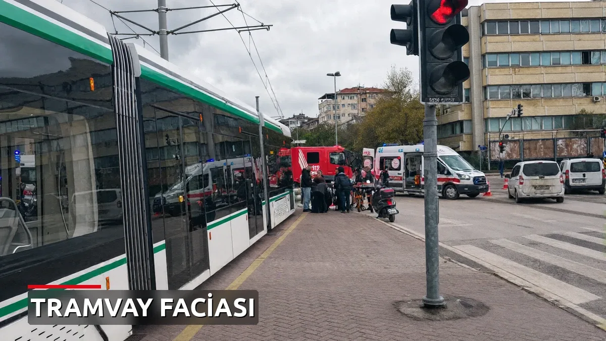 Kocaeli'de tramvay iki kadına çarptı: 1 ölü!